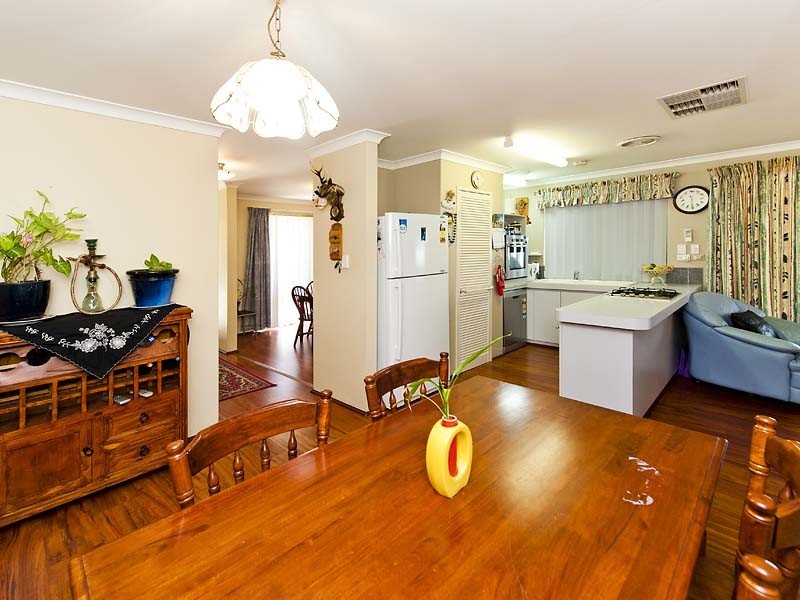 40 Waterlily Drive, Stratton WA 6056