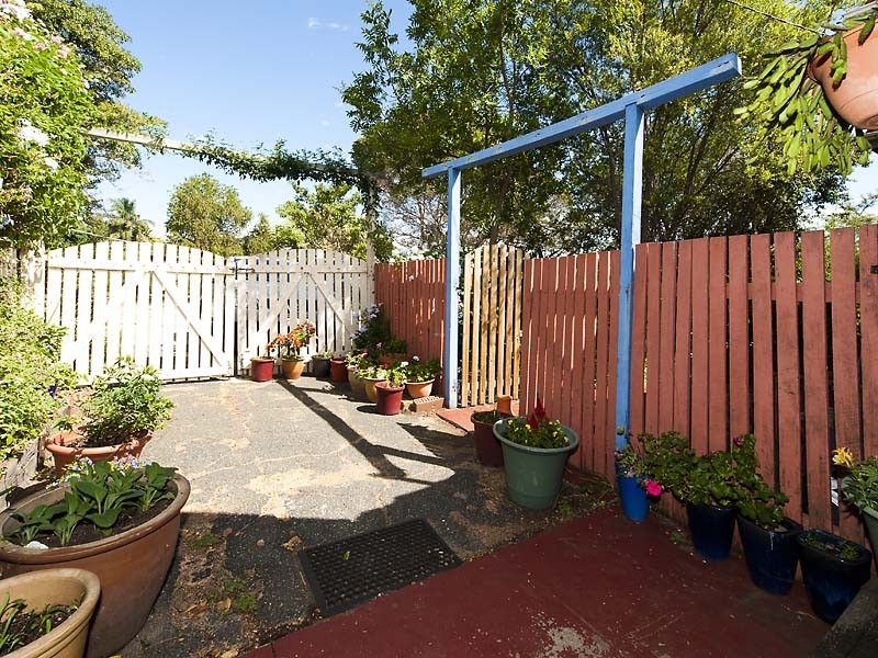 12 Hackett Street, Bellevue WA 6056