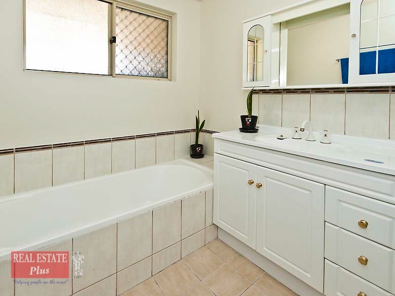 62 Stratton Boulevard, Stratton WA 6056