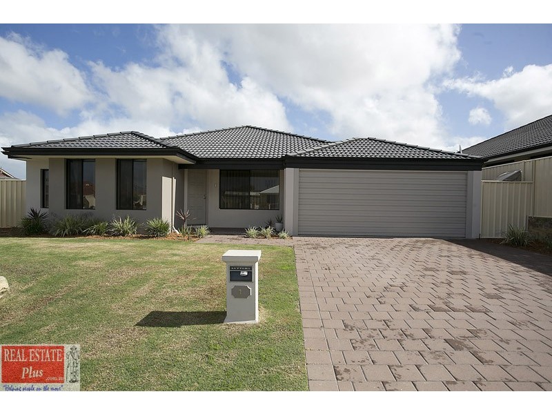 1 Lynella Circuit, Banksia Grove WA 6031