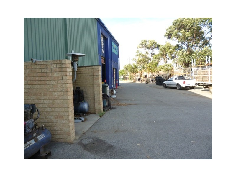 34 Elmsfield Road, Midvale WA 6056