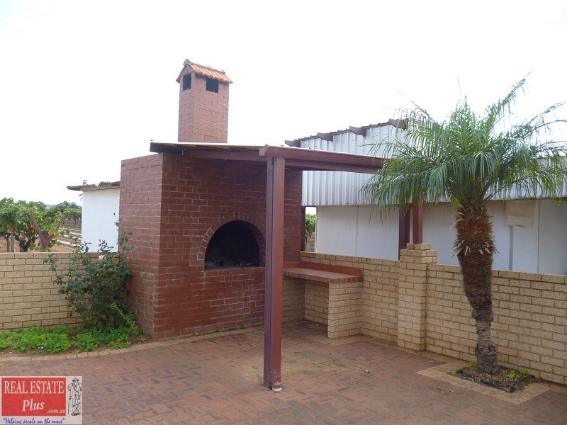 899 Great Northern Hway, Herne Hill WA 6056