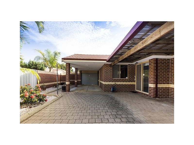 7/27 Magnolia Way, Forrestfield WA 6058