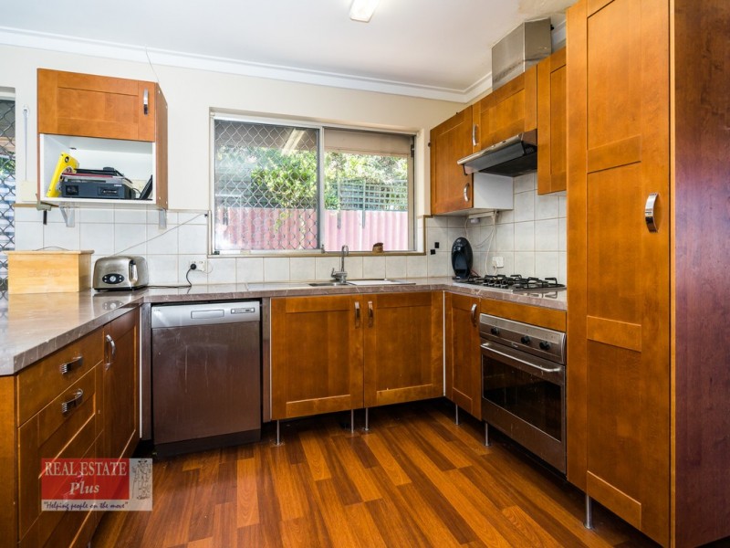 32 Abbott Way, Swan View WA 6056