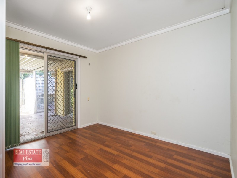 32 Abbott Way, Swan View WA 6056