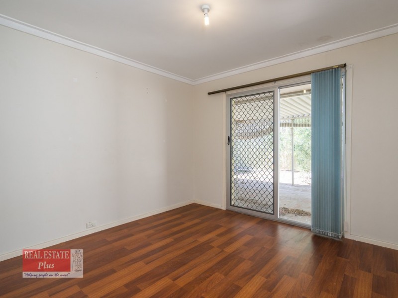 32 Abbott Way, Swan View WA 6056