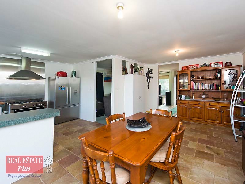 14 Brahmin Glade, Stratton WA 6056