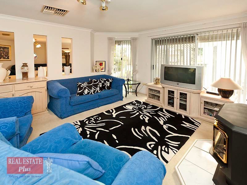 10 Drummore Elbow, Stratton WA 6056