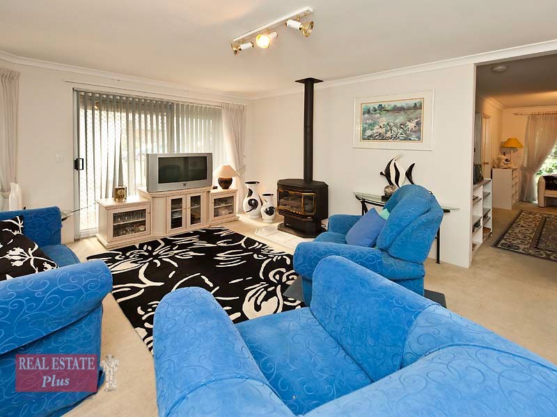 10 Drummore Elbow, Stratton WA 6056