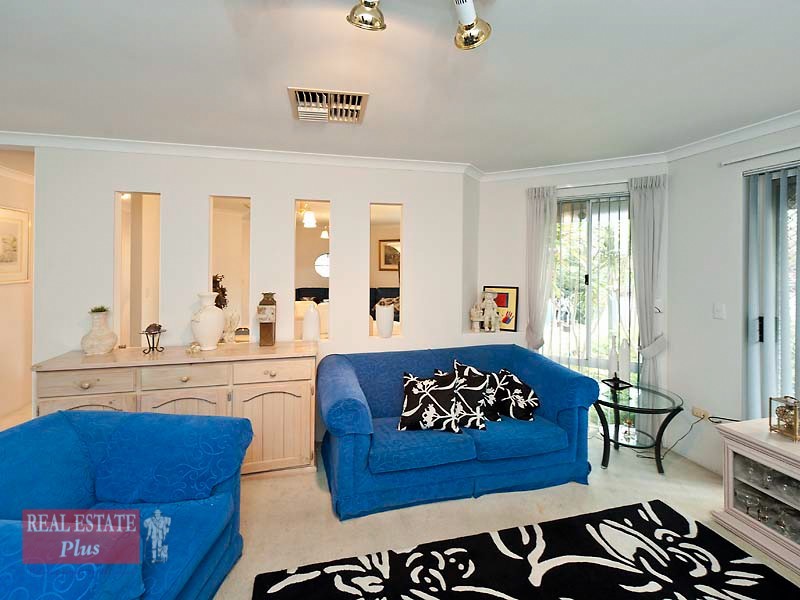 10 Drummore Elbow, Stratton WA 6056