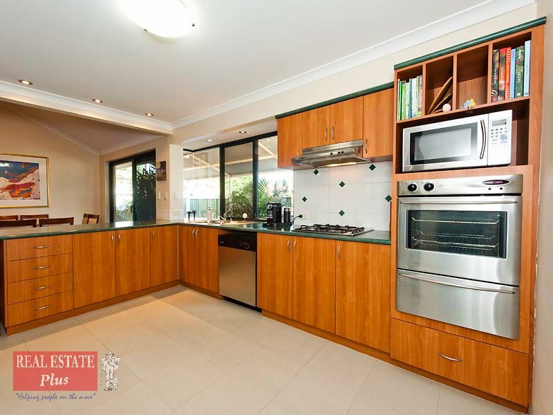 8 Eldwick Loop, Swan View WA 6056