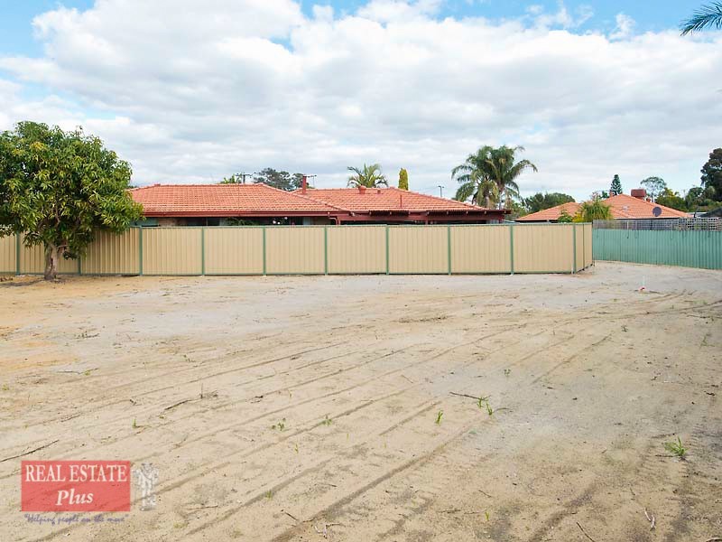 17A Gimlet Court, Forrestfield WA 6058
