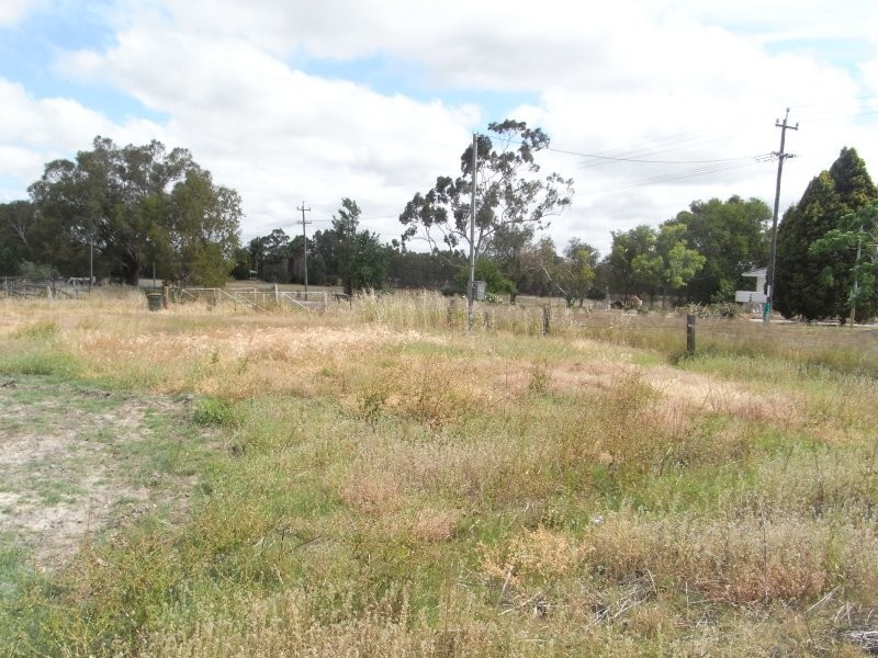 52 Swan Road, Middle Swan WA 6056