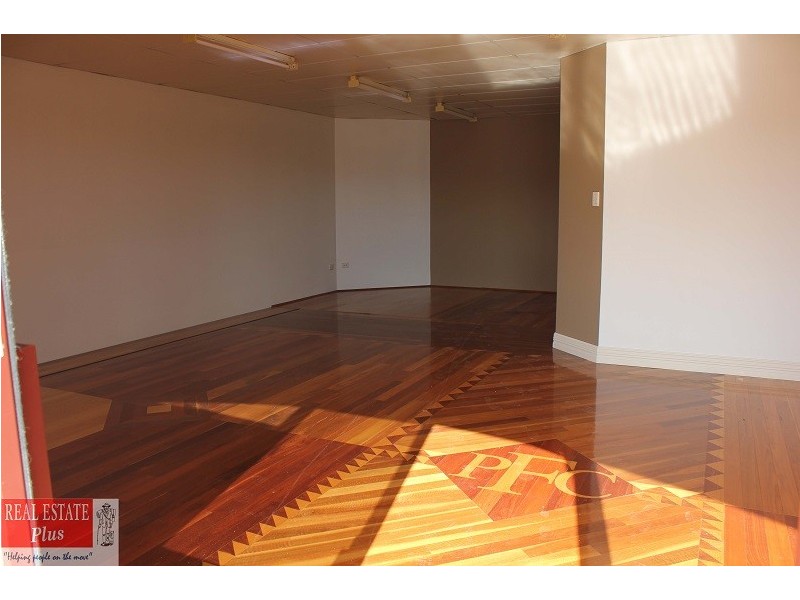 2, 18 Enterprise Crescent, Malaga WA 6090