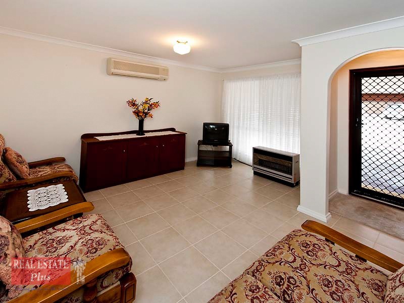 18/65 Amherst Road, Swan View WA 6056