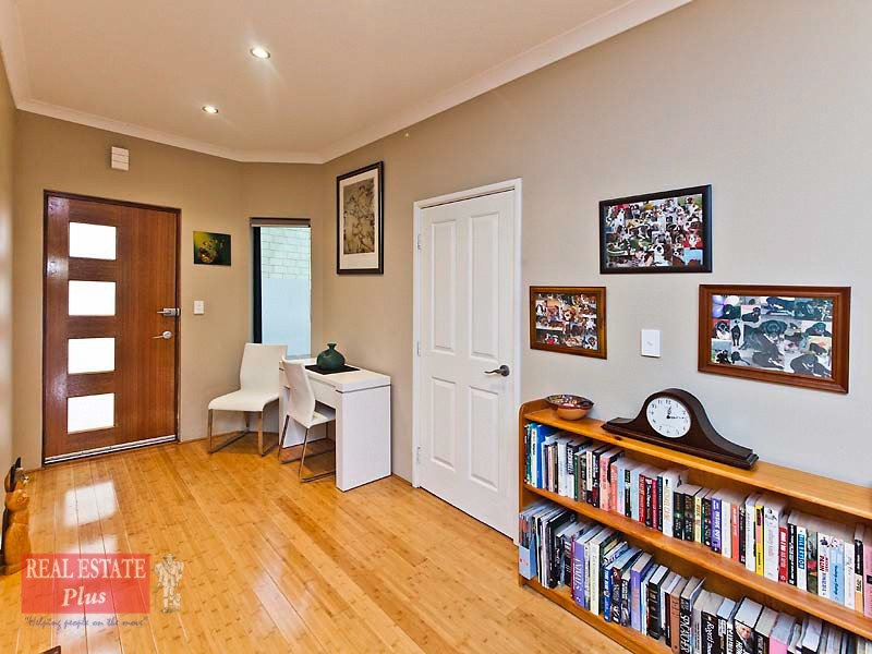 4/16 Byers Road, Midland WA 6056