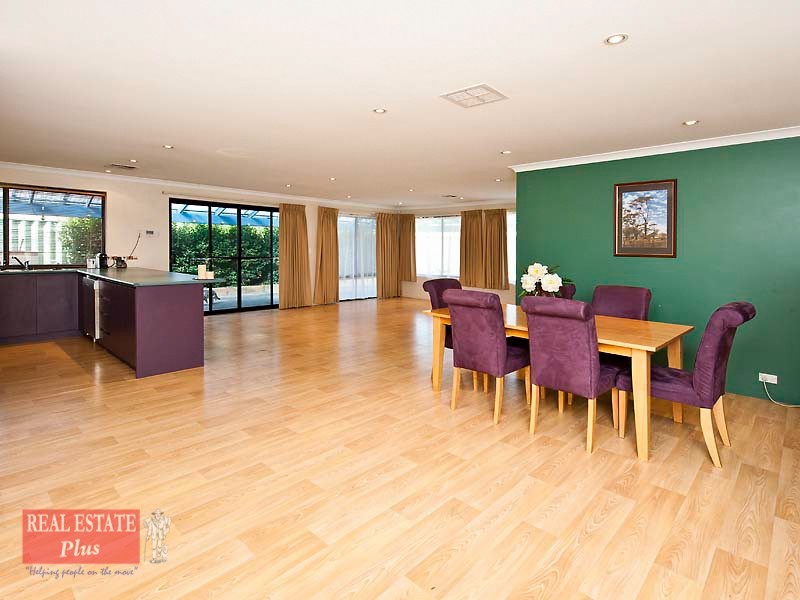 9 Oldham Pass, High Wycombe WA 6057