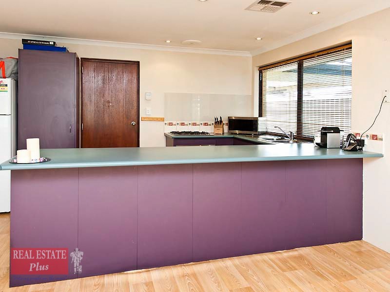 9 Oldham Pass, High Wycombe WA 6057