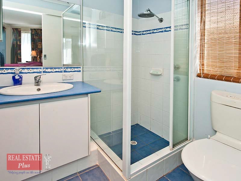 9 Oldham Pass, High Wycombe WA 6057