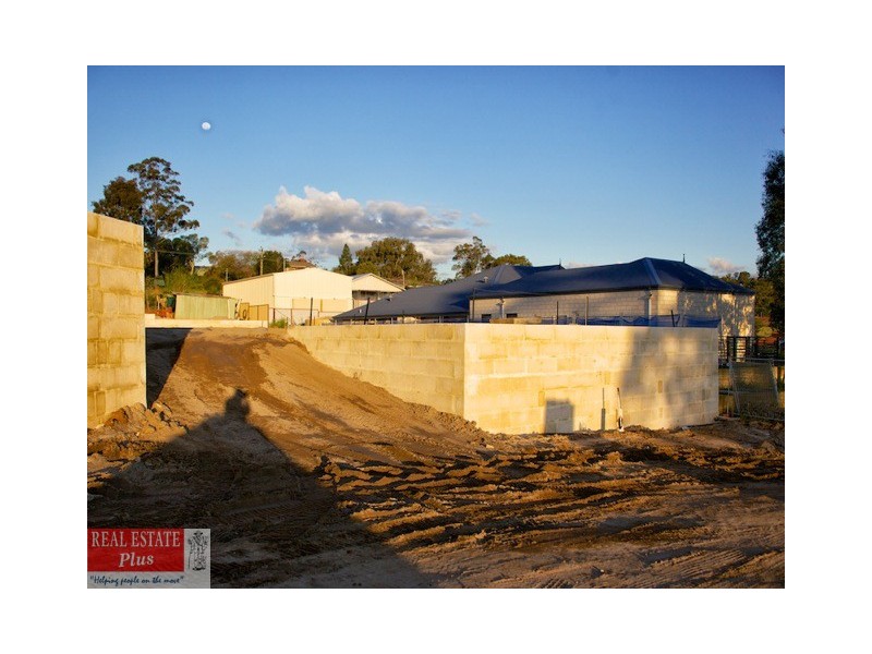 L 105 Blenheim Pl/Kingsfield Ave, Swan View WA 6056