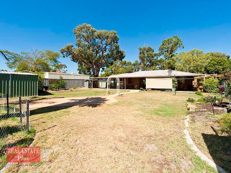 117 Blackadder Road, Swan View WA 6056