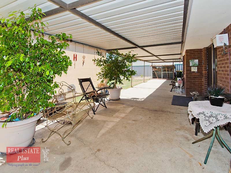117 Blackadder Road, Swan View WA 6056