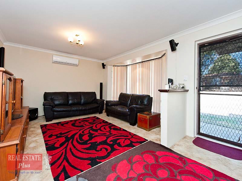 117 Blackadder Road, Swan View WA 6056