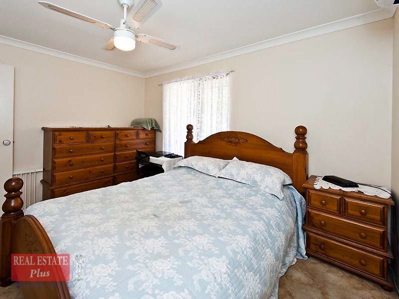 117 Blackadder Road, Swan View WA 6056
