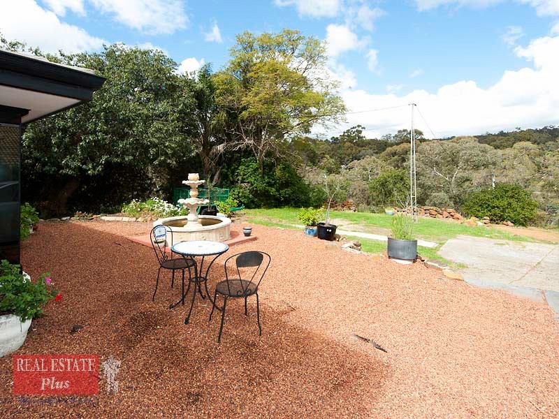 15 Burton Road, Darlington WA 6070