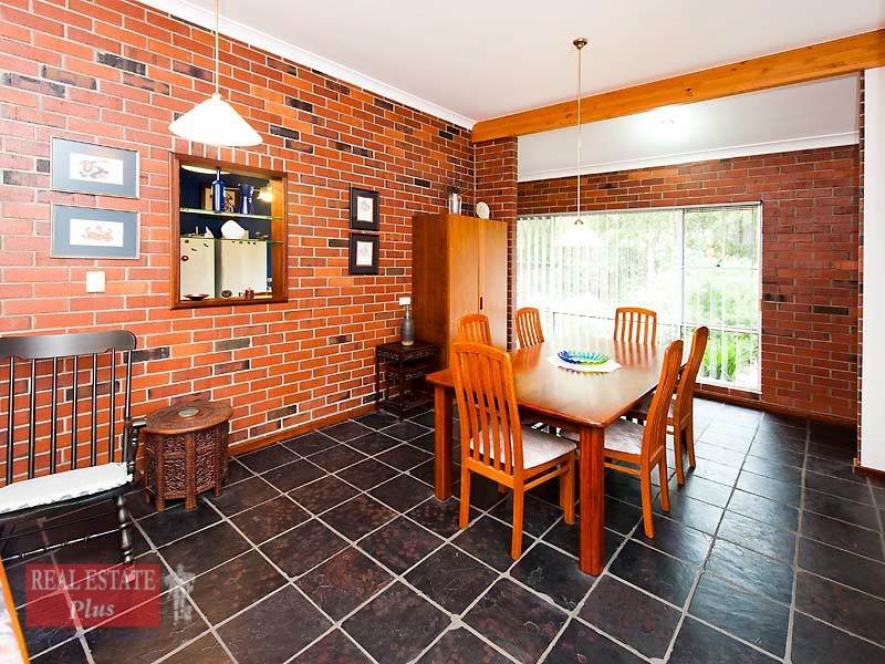 1280 Katharine Street, Helena Valley WA 6056