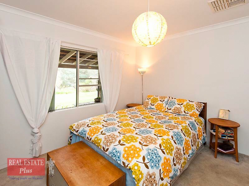 1280 Katharine Street, Helena Valley WA 6056