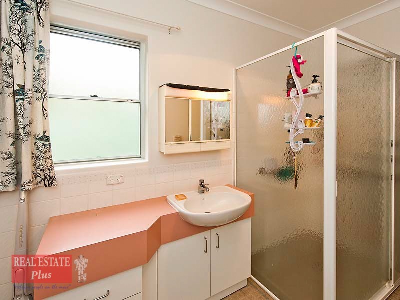 1280 Katharine Street, Helena Valley WA 6056