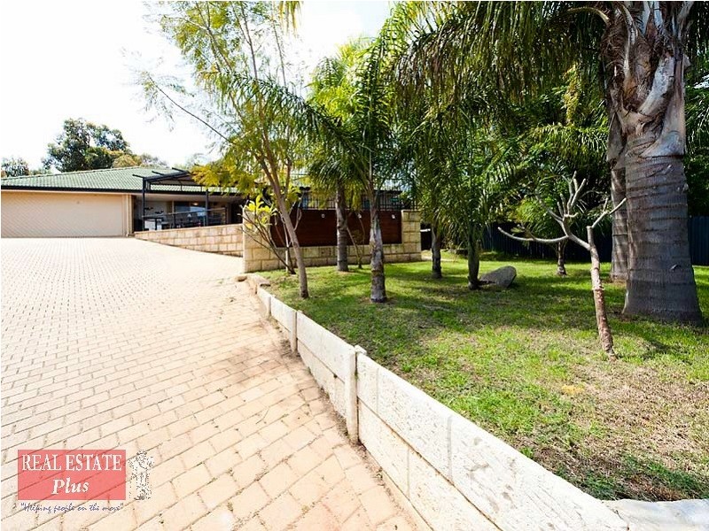 9 Stirling Close, Swan View WA 6056