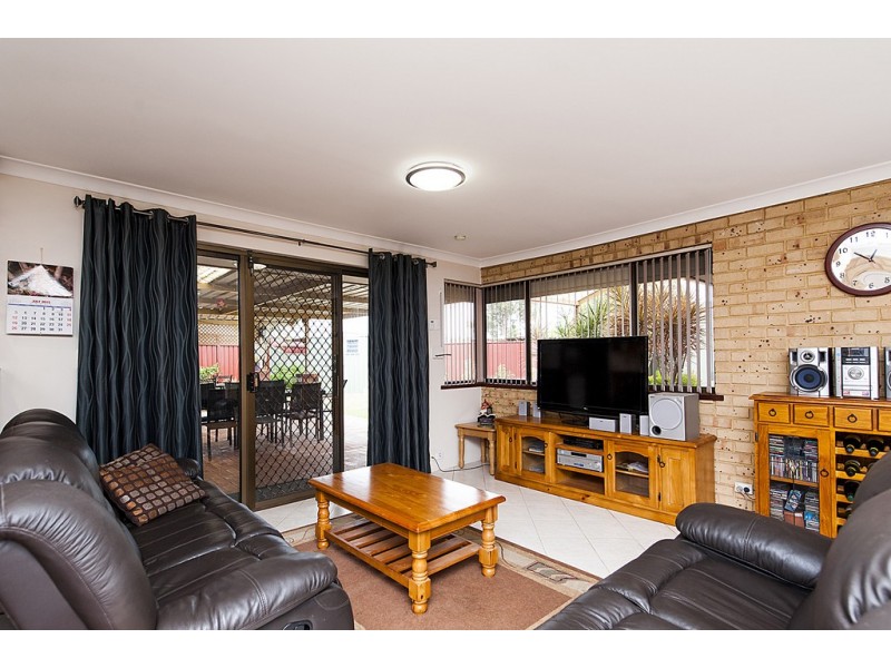 19 Forward Court, High Wycombe WA 6057