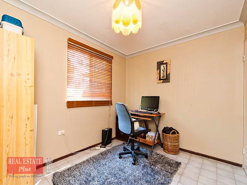 22 Jubilee Road, Forrestfield WA 6058