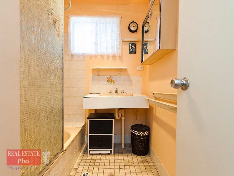 22 Jubilee Road, Forrestfield WA 6058