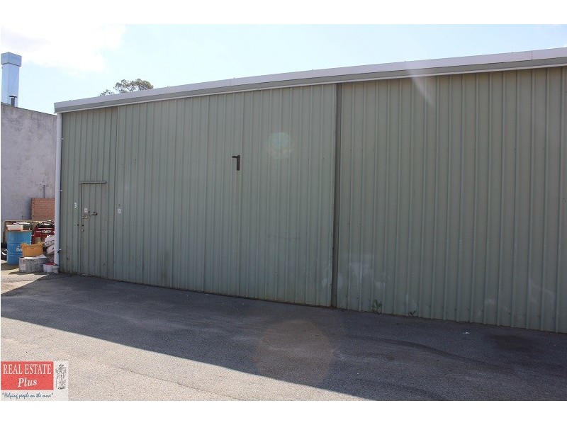 3,31 Morilla Road, Mundaring WA 6073