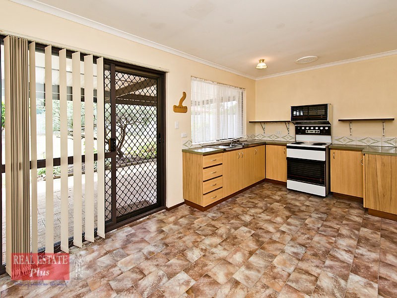 13 Burtonia Way, Forrestfield WA 6058