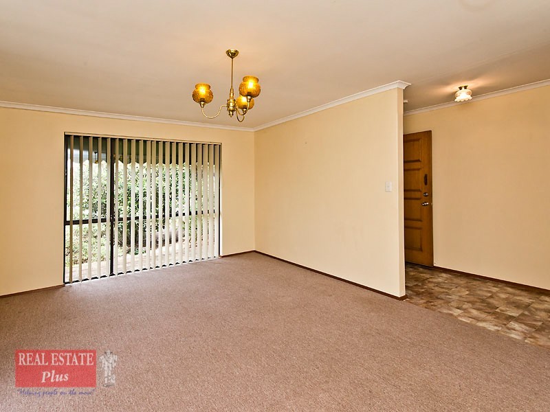 13 Burtonia Way, Forrestfield WA 6058