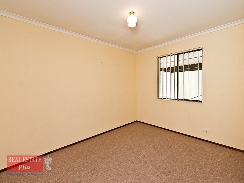 13 Burtonia Way, Forrestfield WA 6058