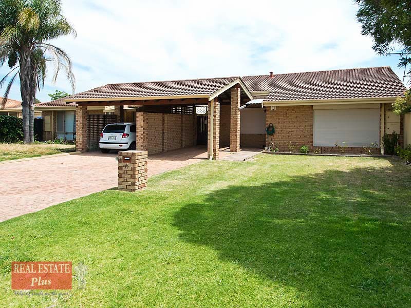 14/39 Woodmore Road, Langford WA 6147