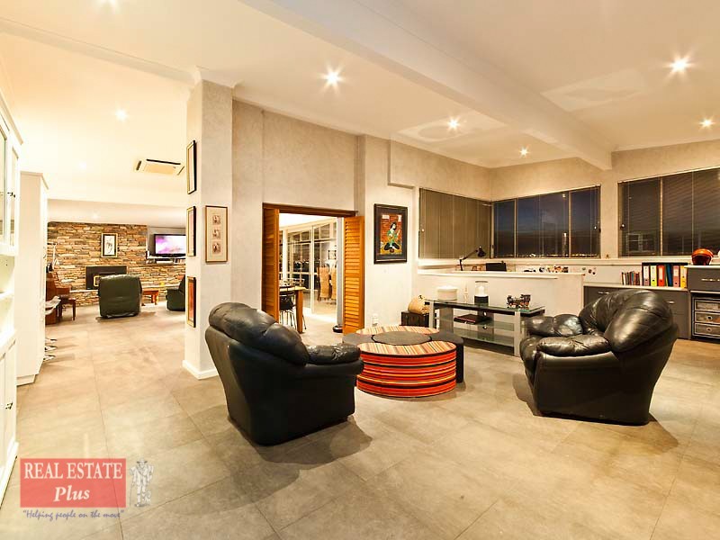 6 Forrest Road, Swan View WA 6056