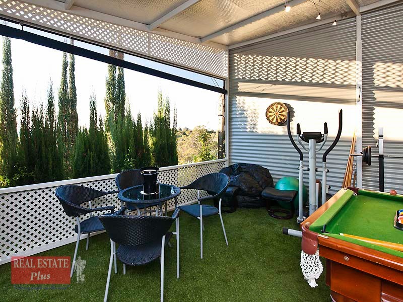 6 Forrest Road, Swan View WA 6056