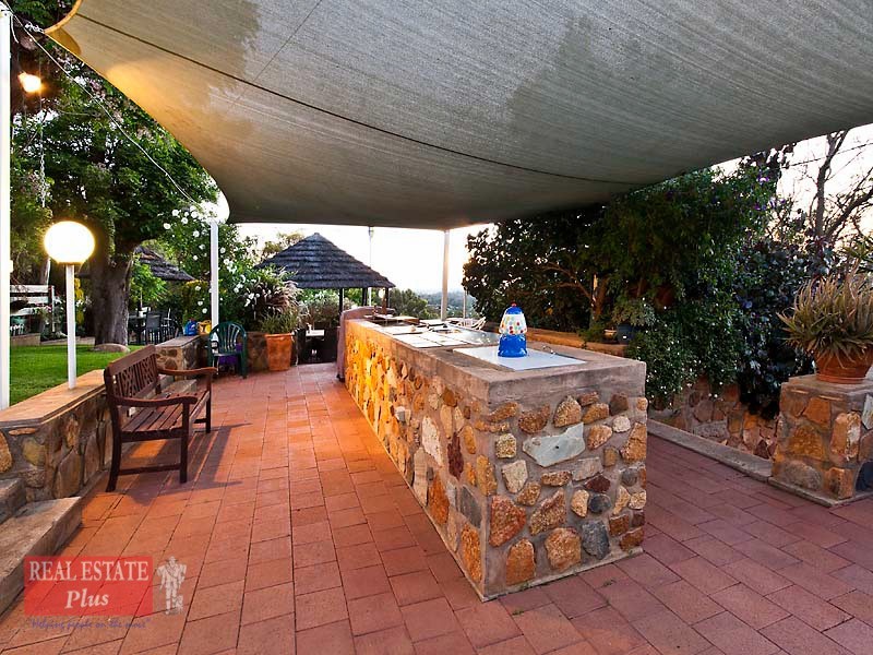 6 Forrest Road, Swan View WA 6056