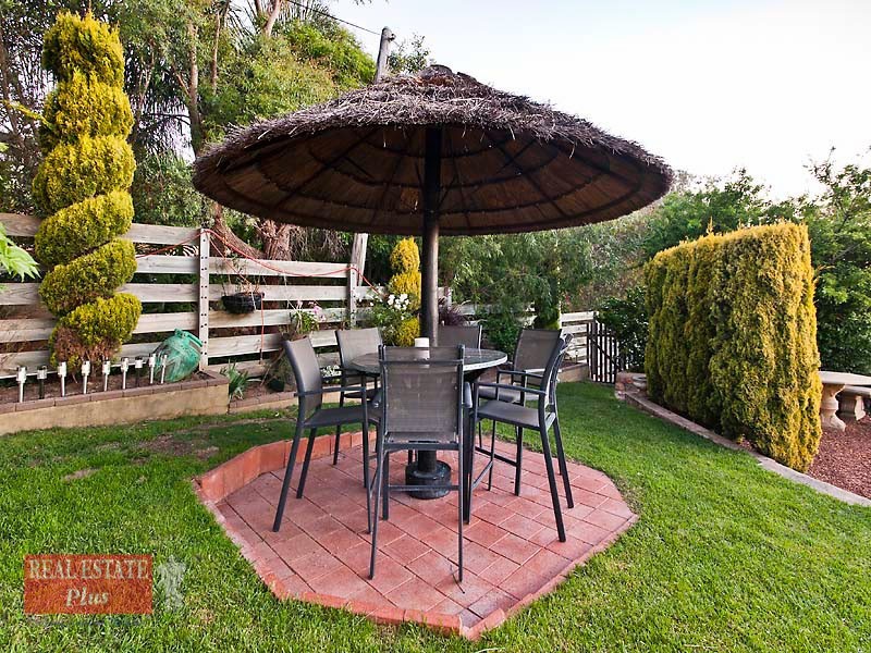 6 Forrest Road, Swan View WA 6056