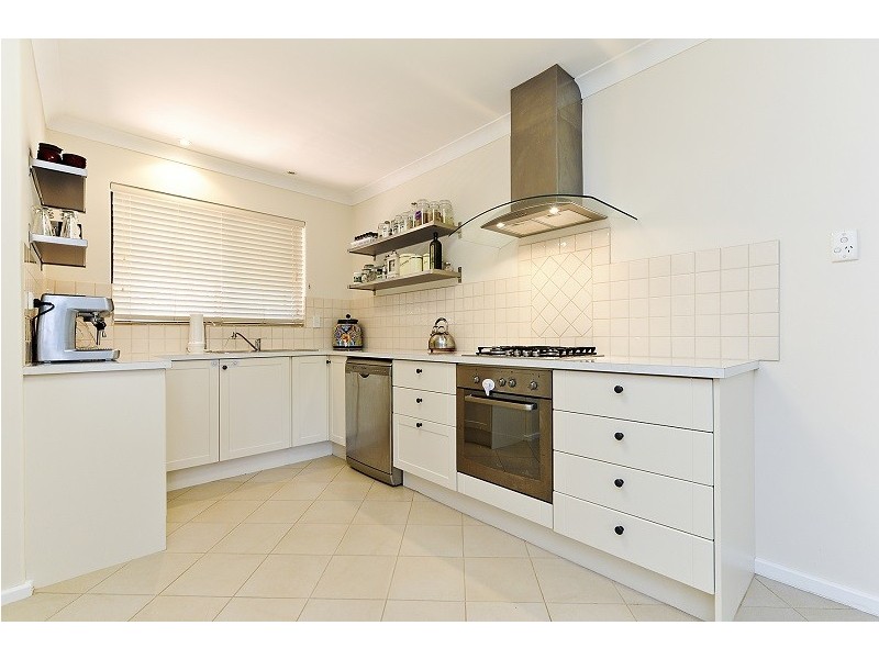 20 Ilex Way, Forrestfield WA 6058