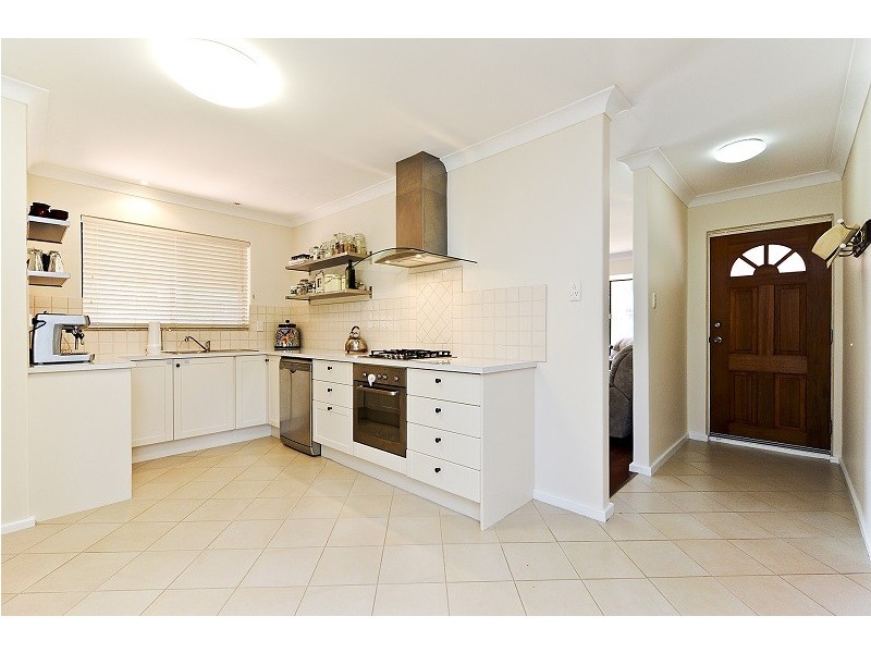 20 Ilex Way, Forrestfield WA 6058