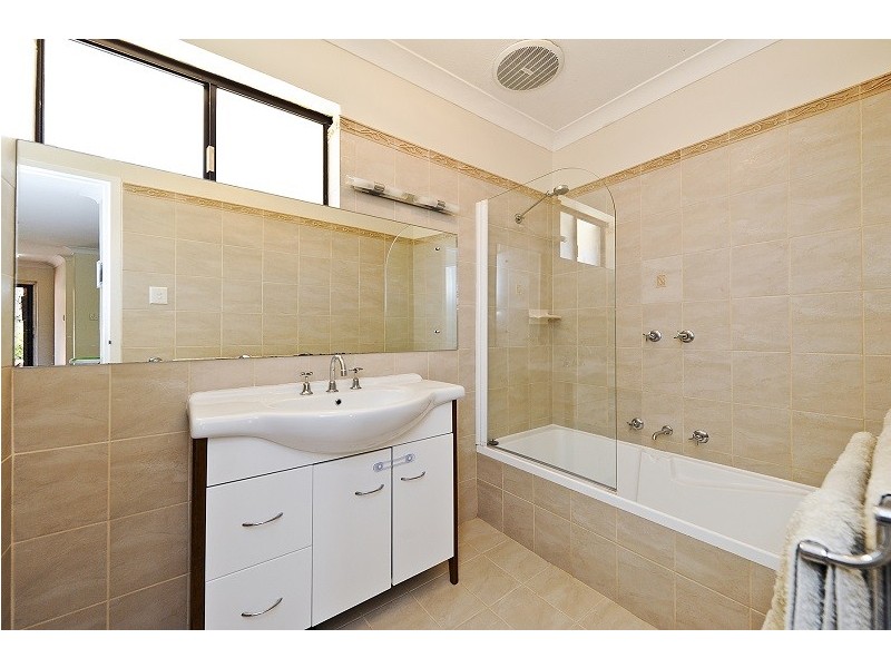 20 Ilex Way, Forrestfield WA 6058