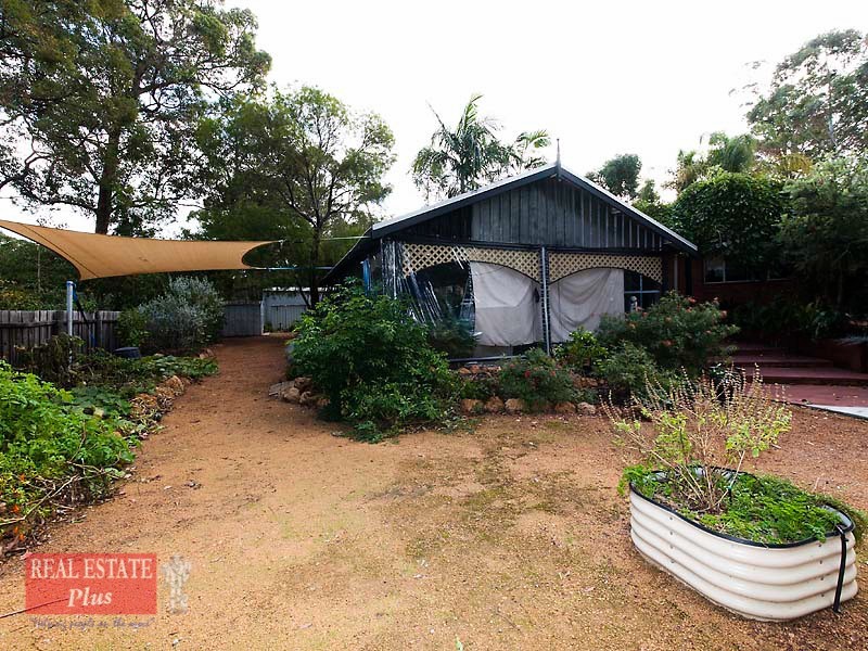 22 Narla Retreat, Stoneville WA 6081