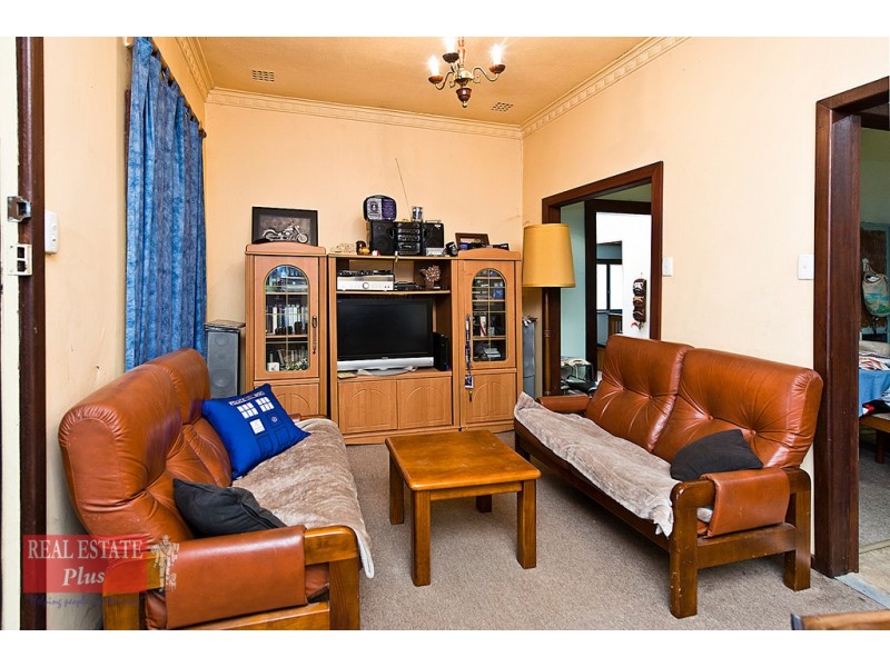 65 Clayton Street, Bellevue WA 6056